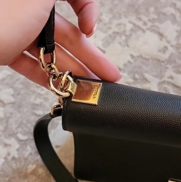 Furla elegant Black Handbag - Picture 2 of 7